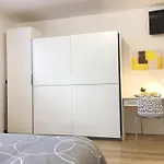 Sun, Centre Ville, Parking, Proche Sanctuaire Apartment *