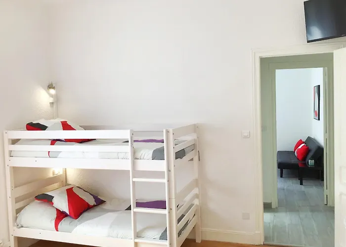 Sun, Centre Ville, Parking, Proche Sanctuaire * Lourdes