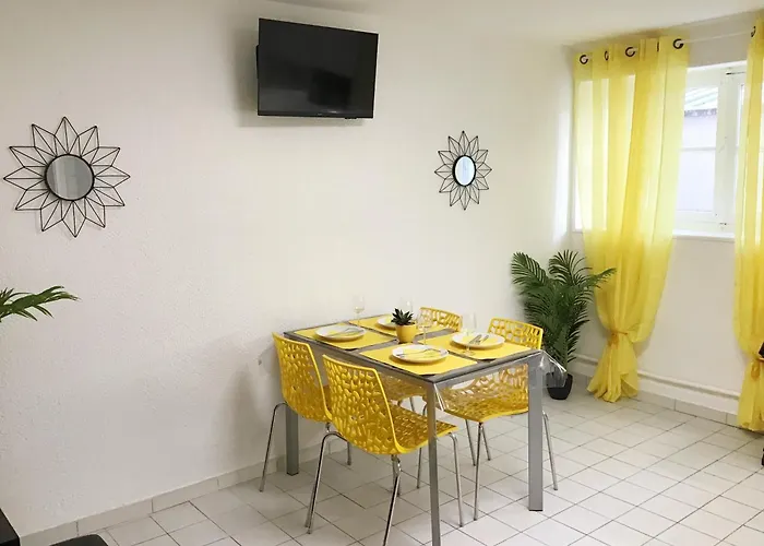 Appartement Atena, Parking, Centre , Proche Sanctuaires *
