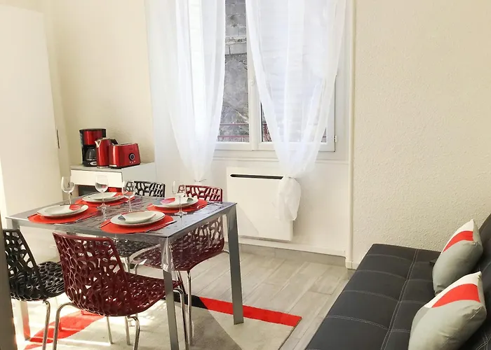 Atena, Parking, Centre , Proche Sanctuaires Appartement