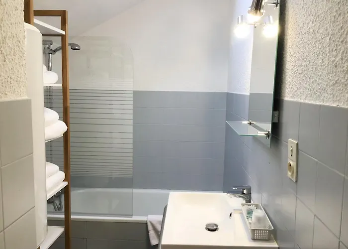 Sun, Centre Ville, Parking, Proche Sanctuaire Apartman